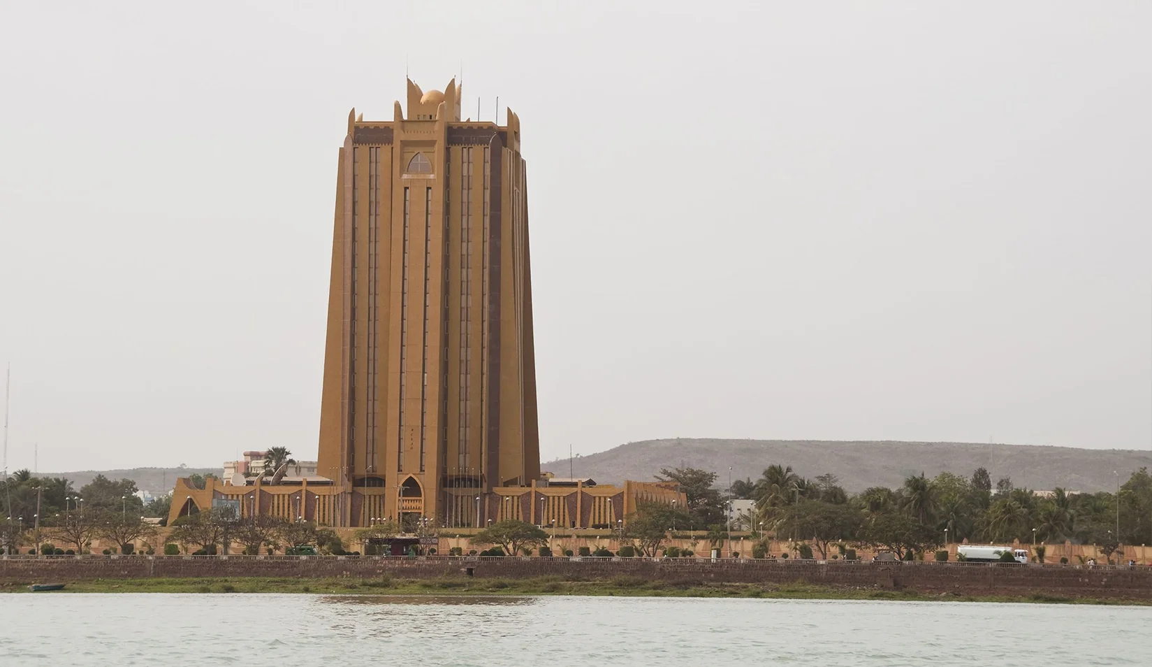BCEAO sets new electronic money transfer rules across West Africa